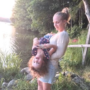 Meet your Posher, Effy